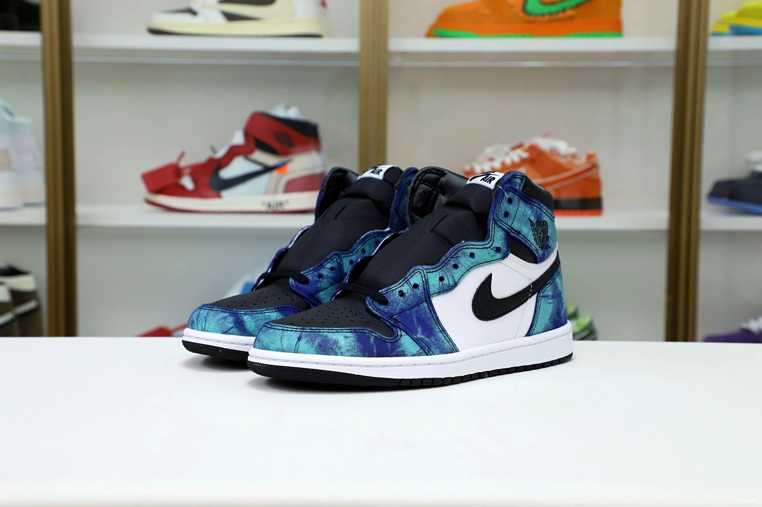  1 High OG Air Tie-Dye Jordan 0308